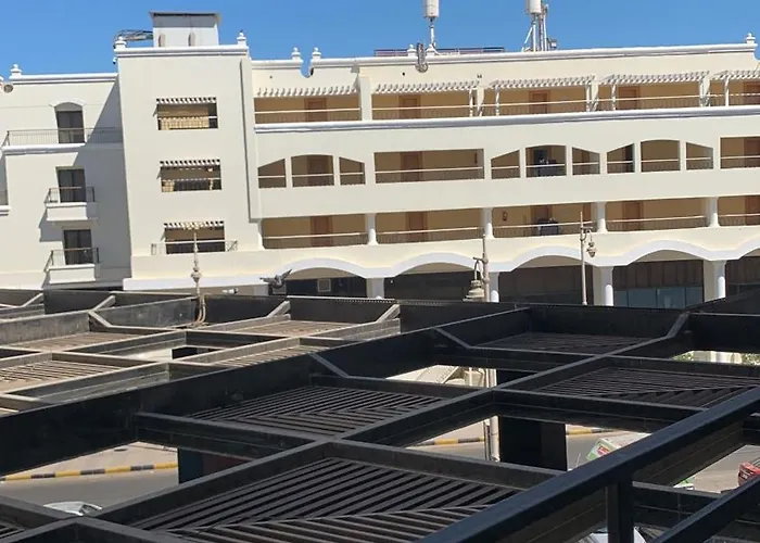 Apartmanhotel Concierge At La Prestigia B2 4 3*